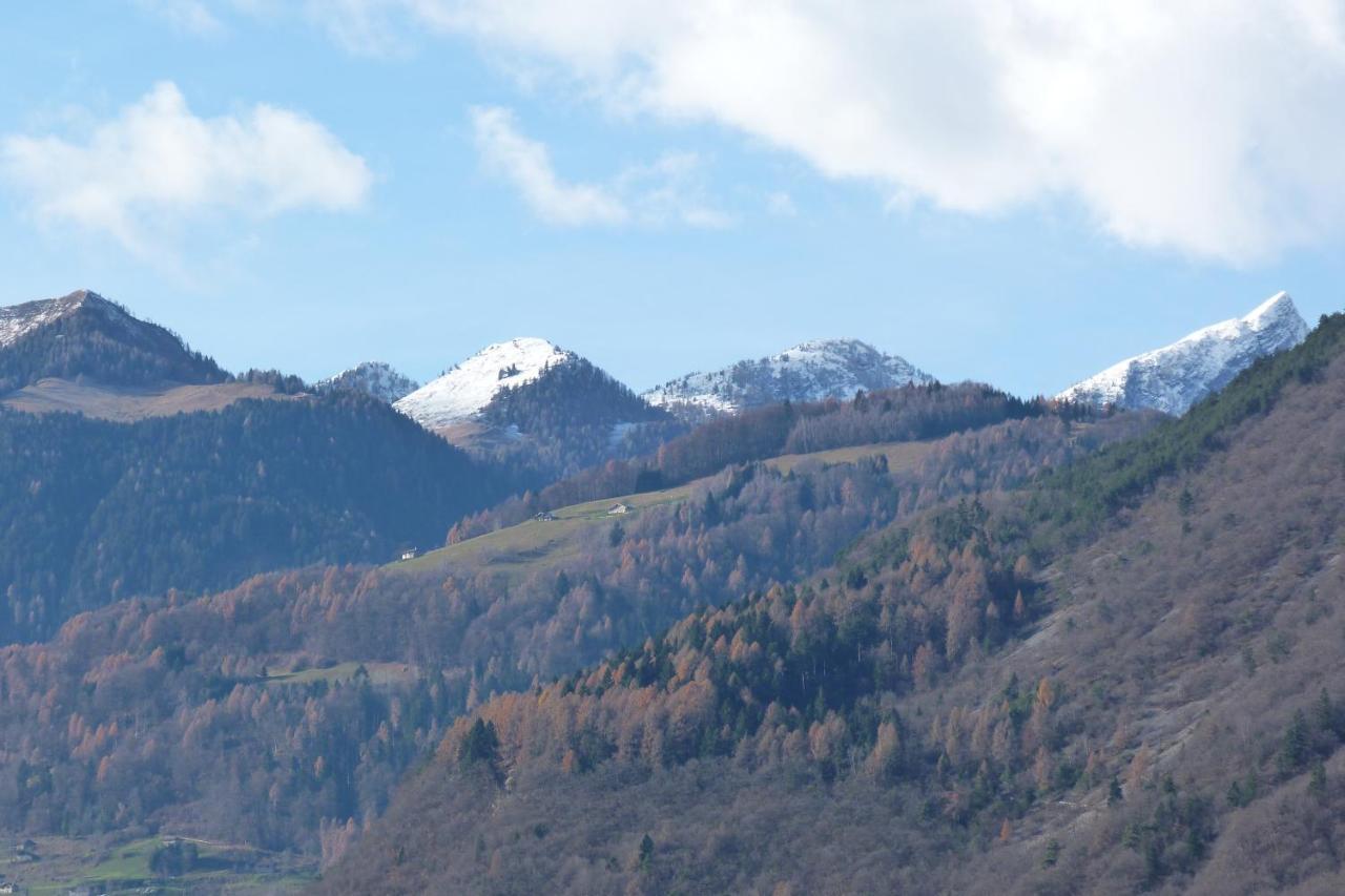 Agriturismo La Meta Pieve di Bono ภายนอก รูปภาพ